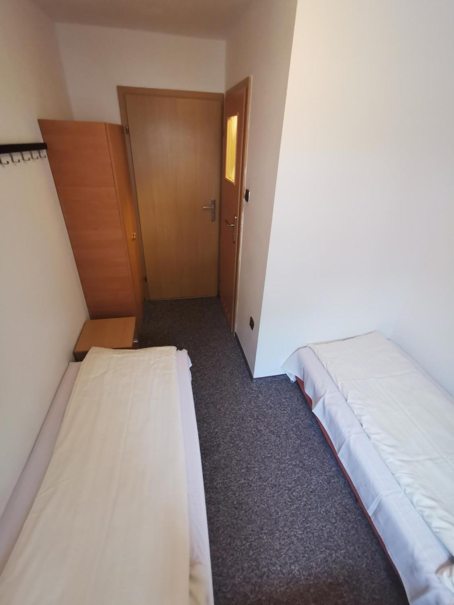 Straszny Dwor Hotel Duszniki Zdroj Room photo