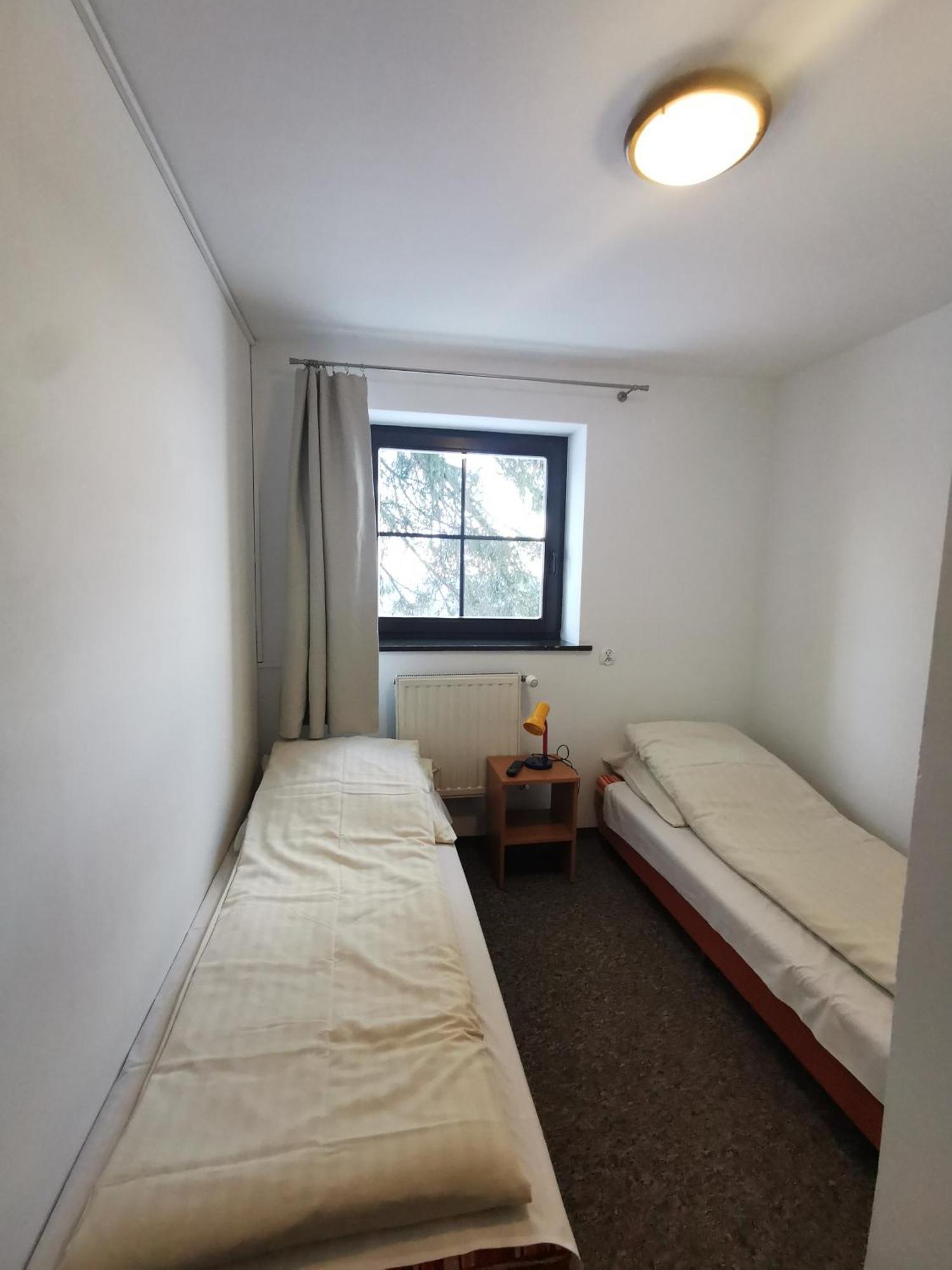 Straszny Dwor Hotel Duszniki Zdroj Room photo