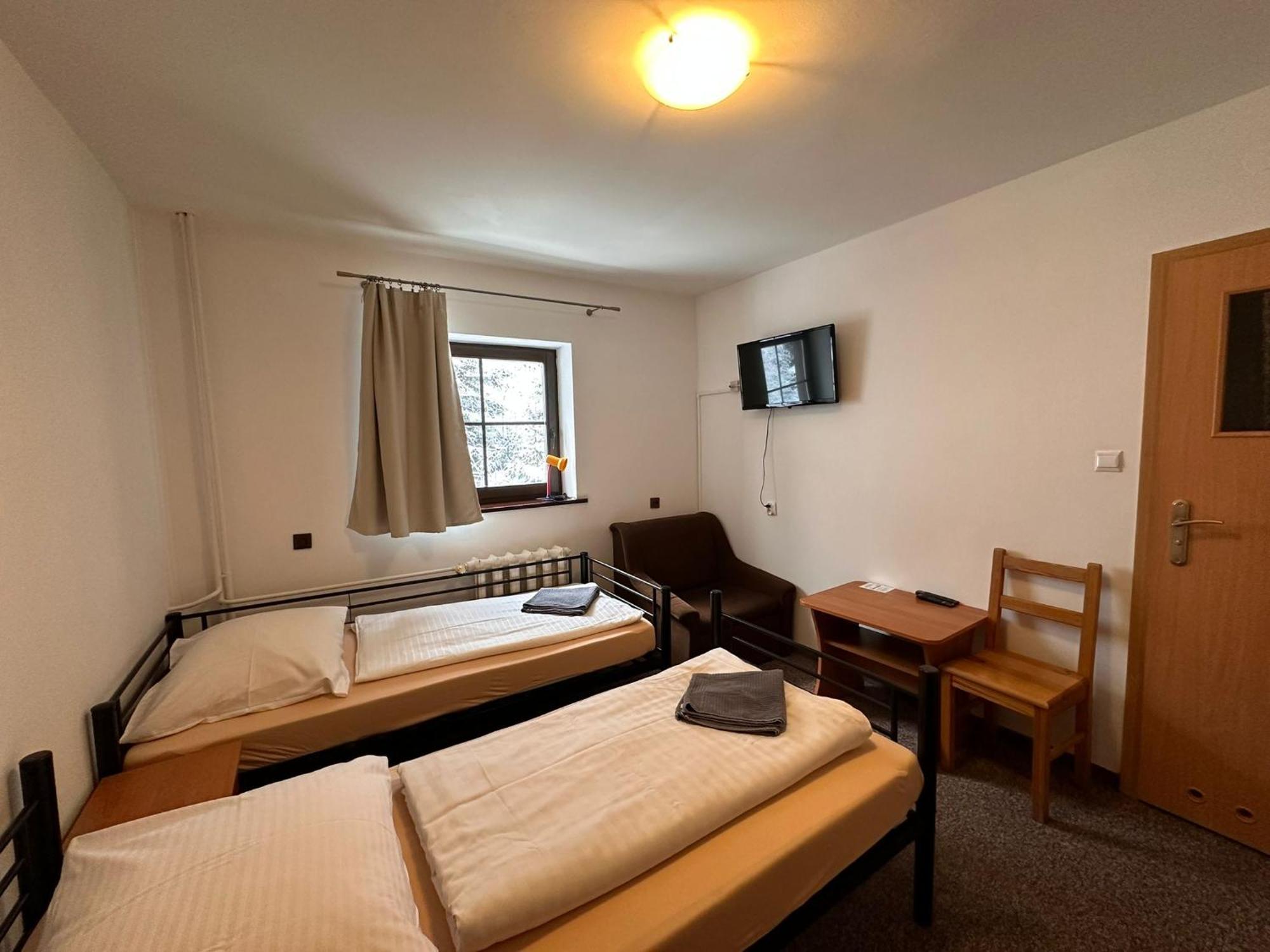 Straszny Dwor Hotel Duszniki Zdroj Room photo